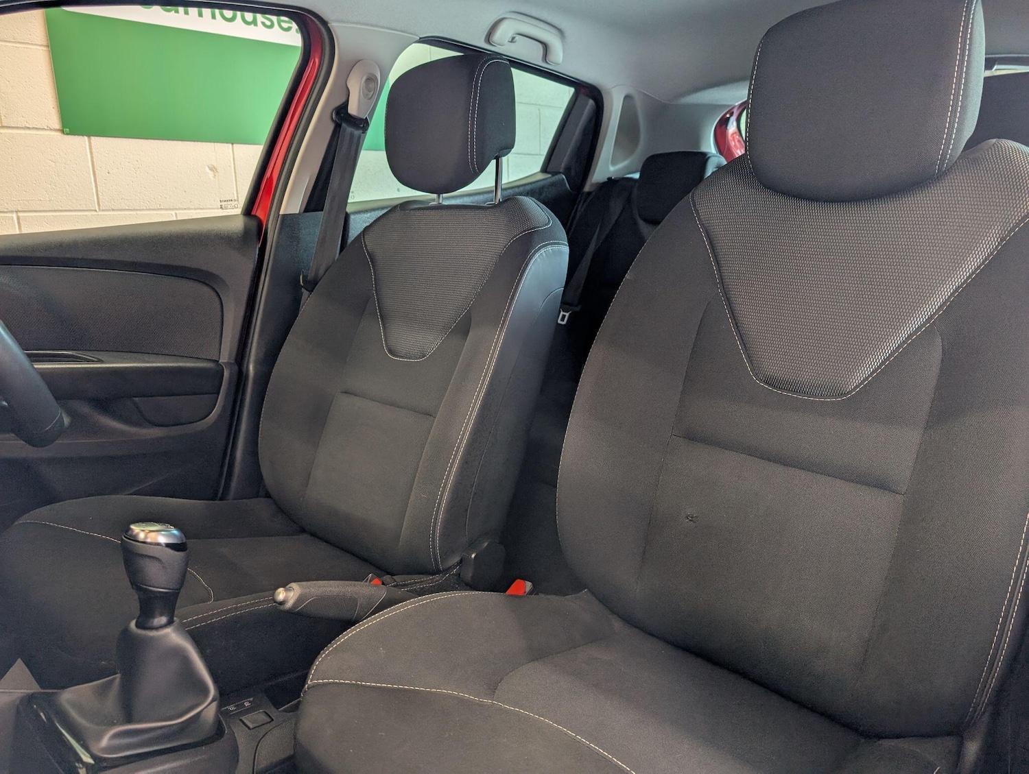 Used Renault Clio 2019 for sale - 76989262: Photo 48