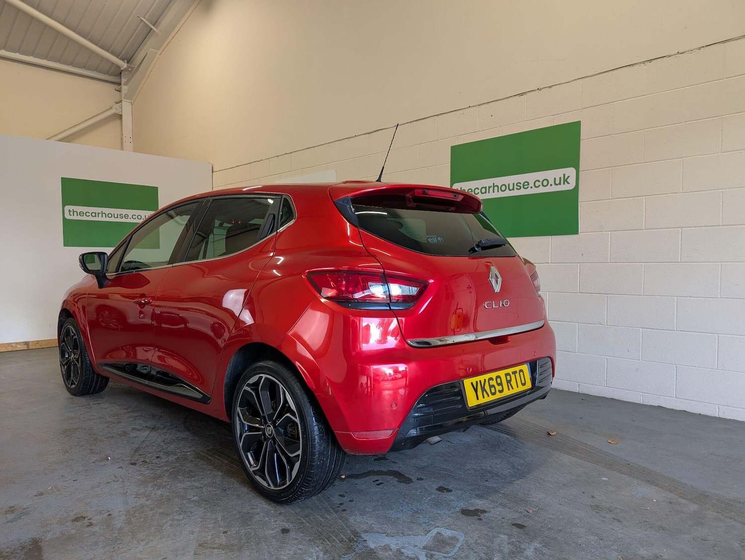 Used Renault Clio 2019 for sale - 76989262: Photo 5