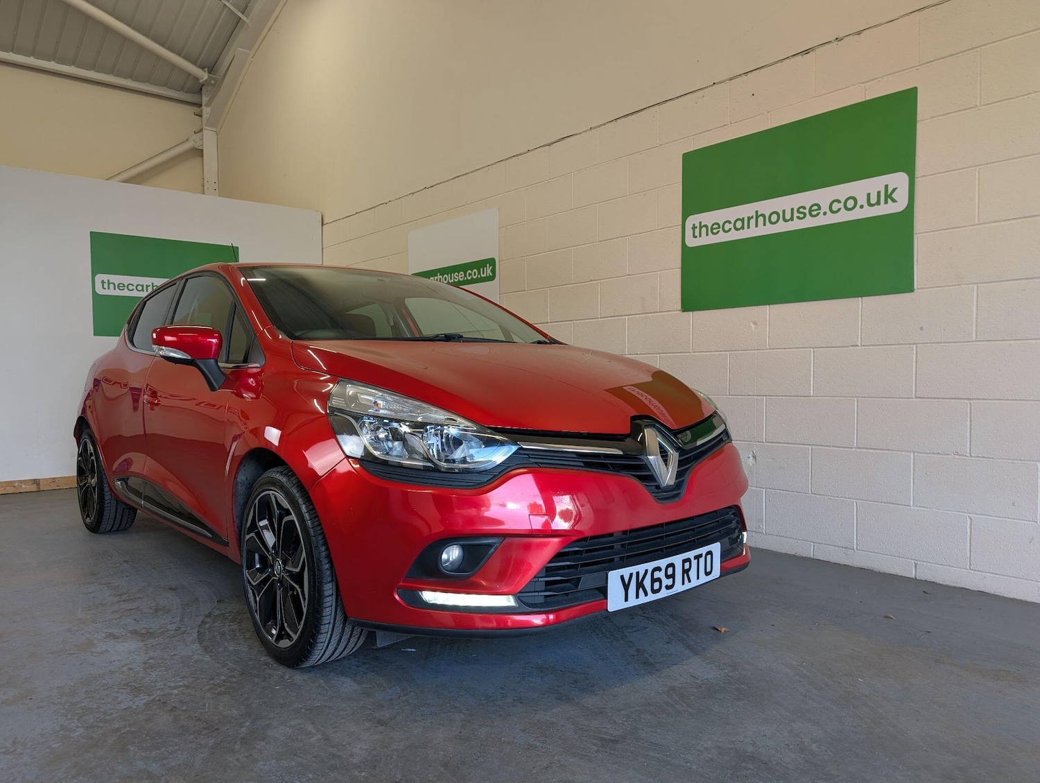 Used Renault Clio 2019 for sale - 76989262: Photo 6