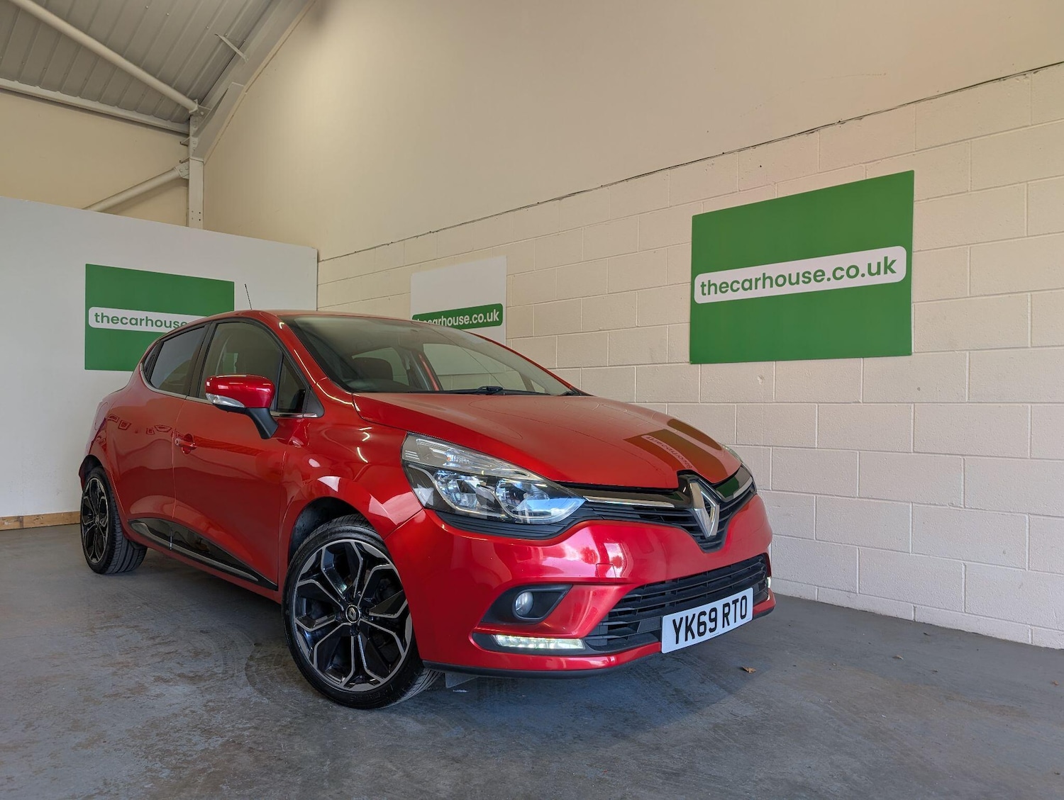 Used Renault Clio 2019 for sale - 76989262: Photo 8