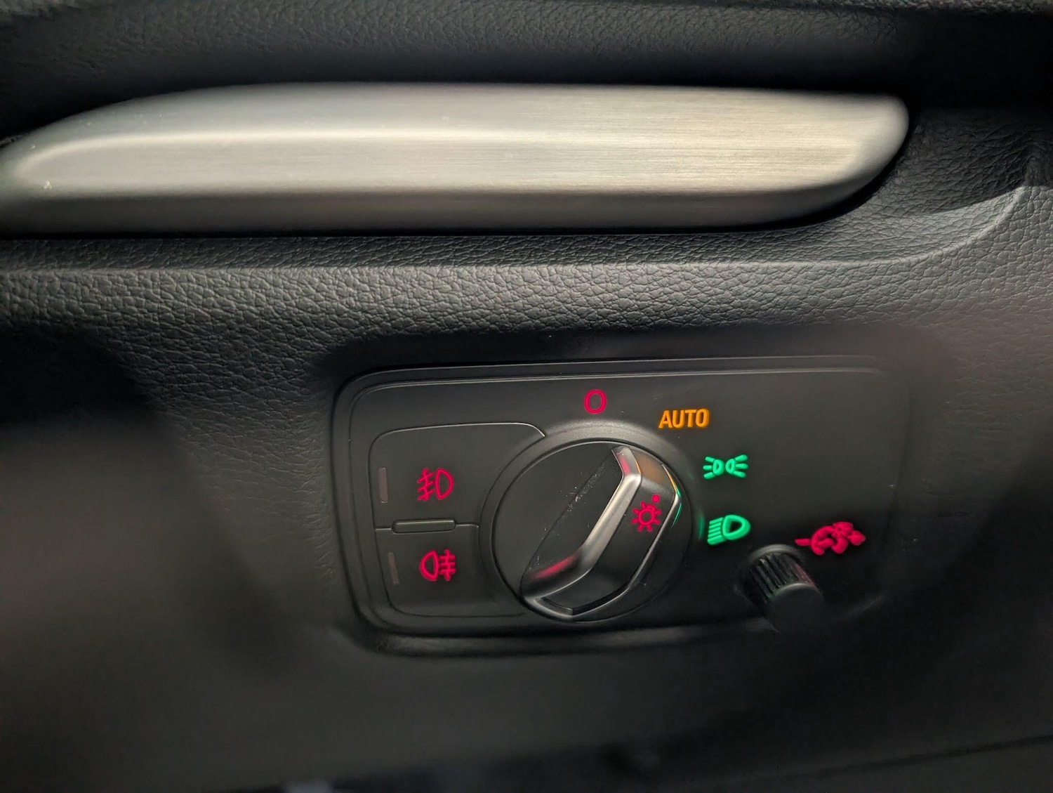 Used Audi A3 2015 for sale - 77203163: Photo 33