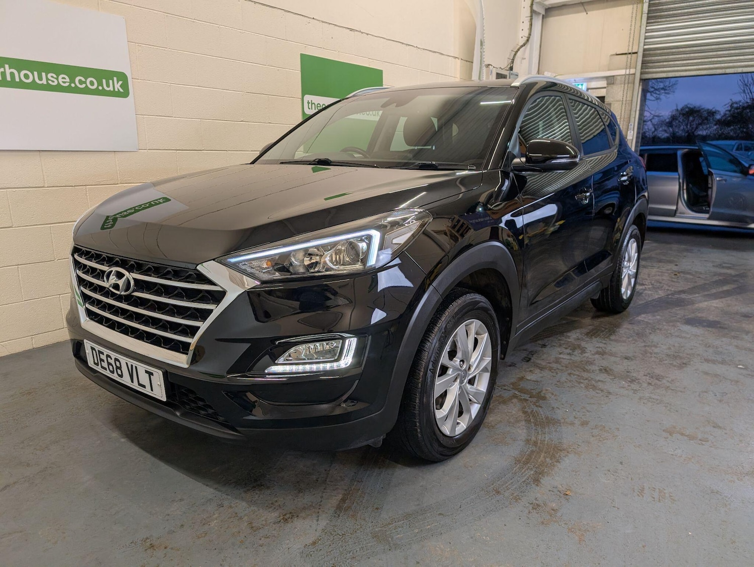 Used Hyundai TUCSON 2018 for sale - 76597091: Photo 3