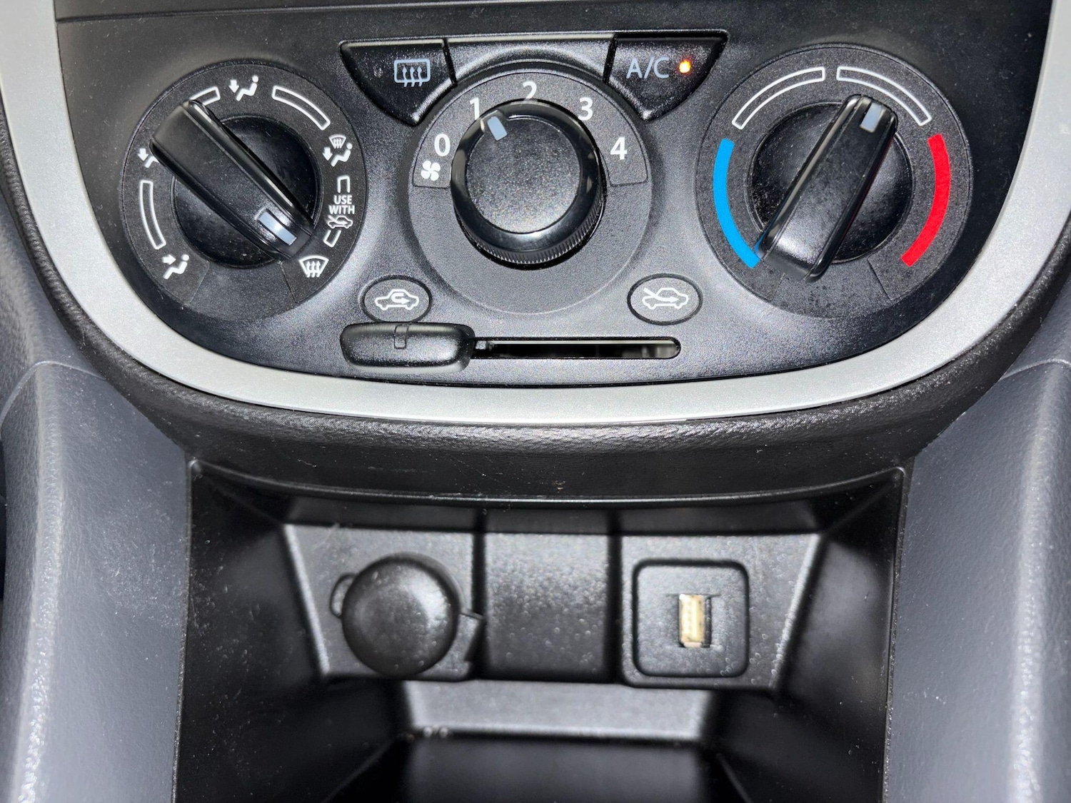 Used Suzuki Celerio 2015 for sale - 77598174: Photo 27