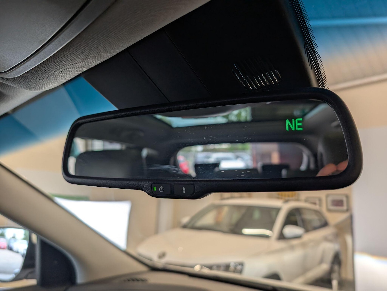 Used Hyundai Santa Fe 2017 for sale - 76990299: Photo 56