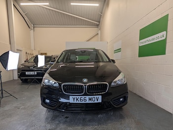 Used BMW 2 Series 2016 for sale - 77016354: Photo