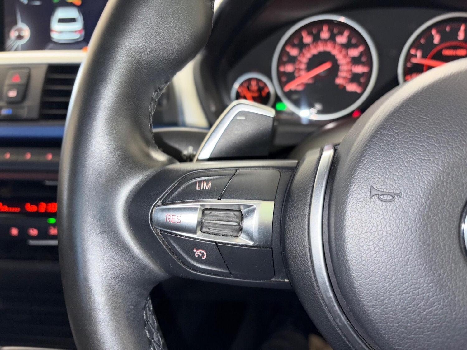 Used BMW 3 Series 2015 for sale - 77704716: Photo 32