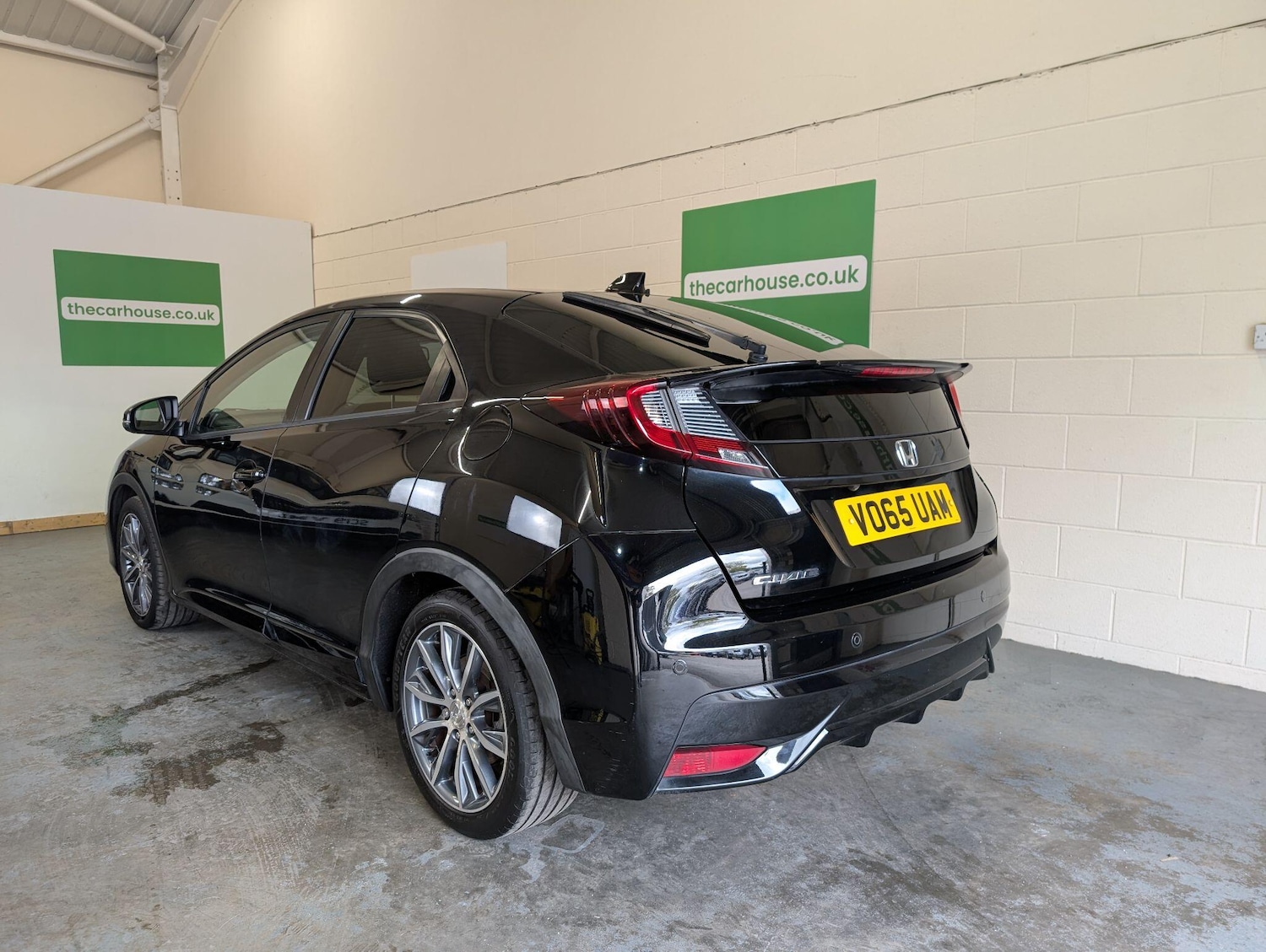 Used Honda Civic 2015 for sale - 76457832: Photo 15