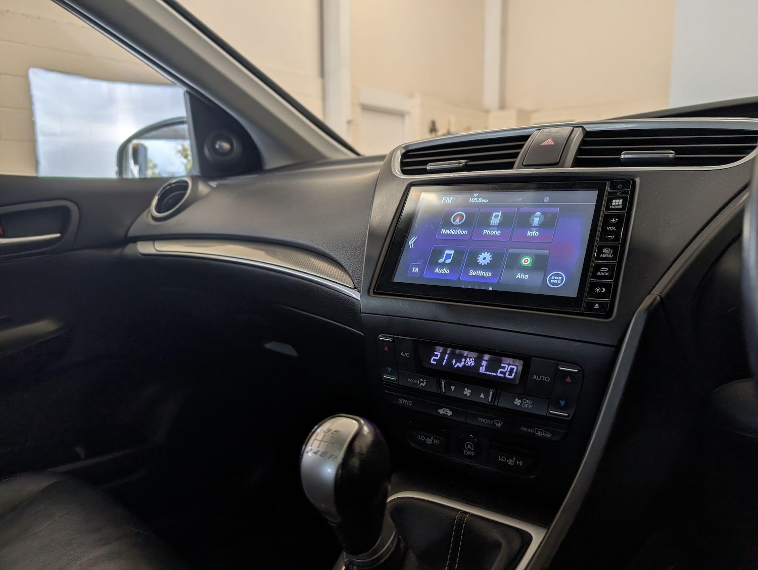 Used Honda Civic 2015 for sale - 76457832: Photo 45