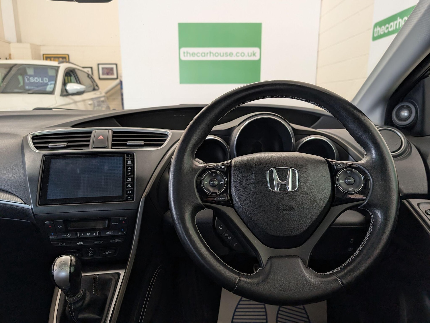 Used Honda Civic 2015 for sale - 76457832: Photo 48