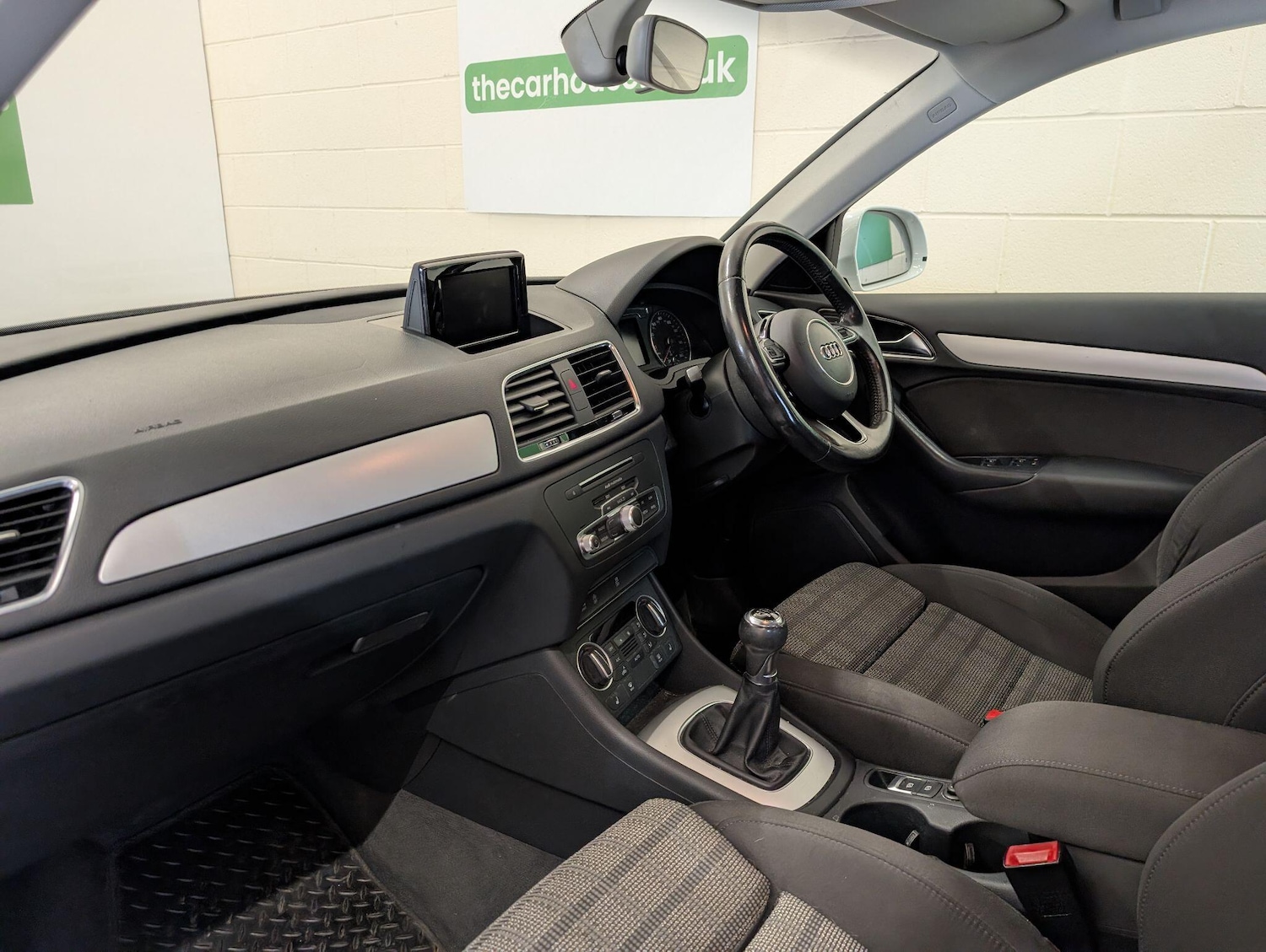 Used Audi Q3 2015 for sale - 76408634: Photo 23