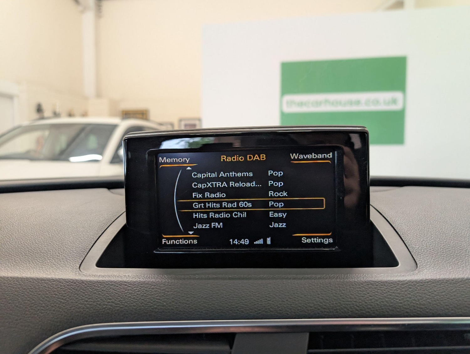 Used Audi Q3 2015 for sale - 76408634: Photo 38