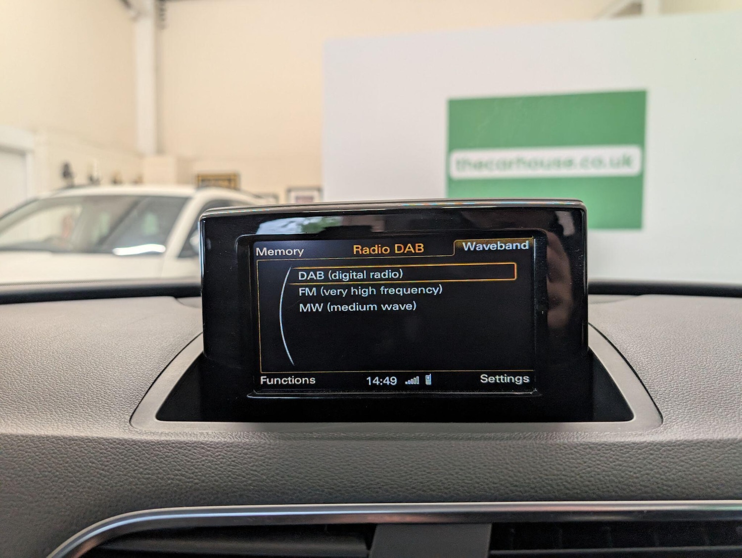 Used Audi Q3 2015 for sale - 76408634: Photo 39