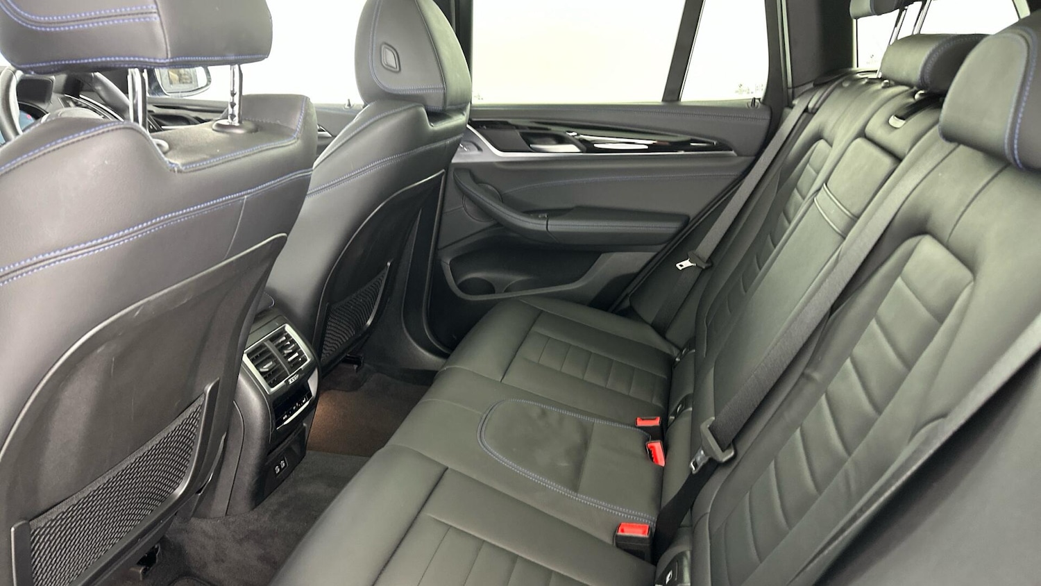 Used BMW iX3 2025 for sale - 76818794: Photo 12