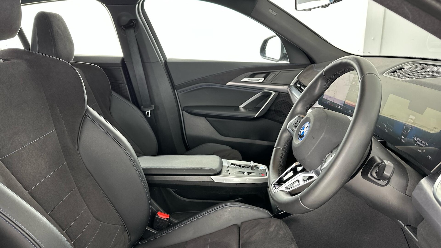 Used BMW iX2 2025 for sale - 76818848: Photo 11