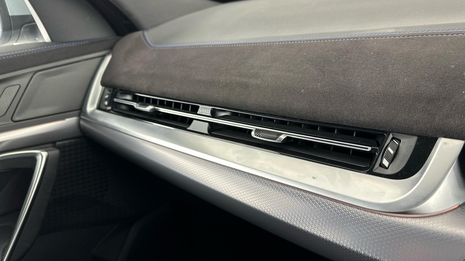 Used BMW iX2 2025 for sale - 76818848: Photo 31