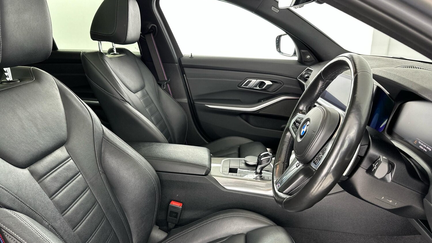 Used BMW 3 Series 2020 for sale - 76818801: Photo 11