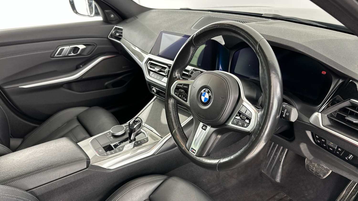 Used BMW 3 Series 2020 for sale - 76818801: Photo 6