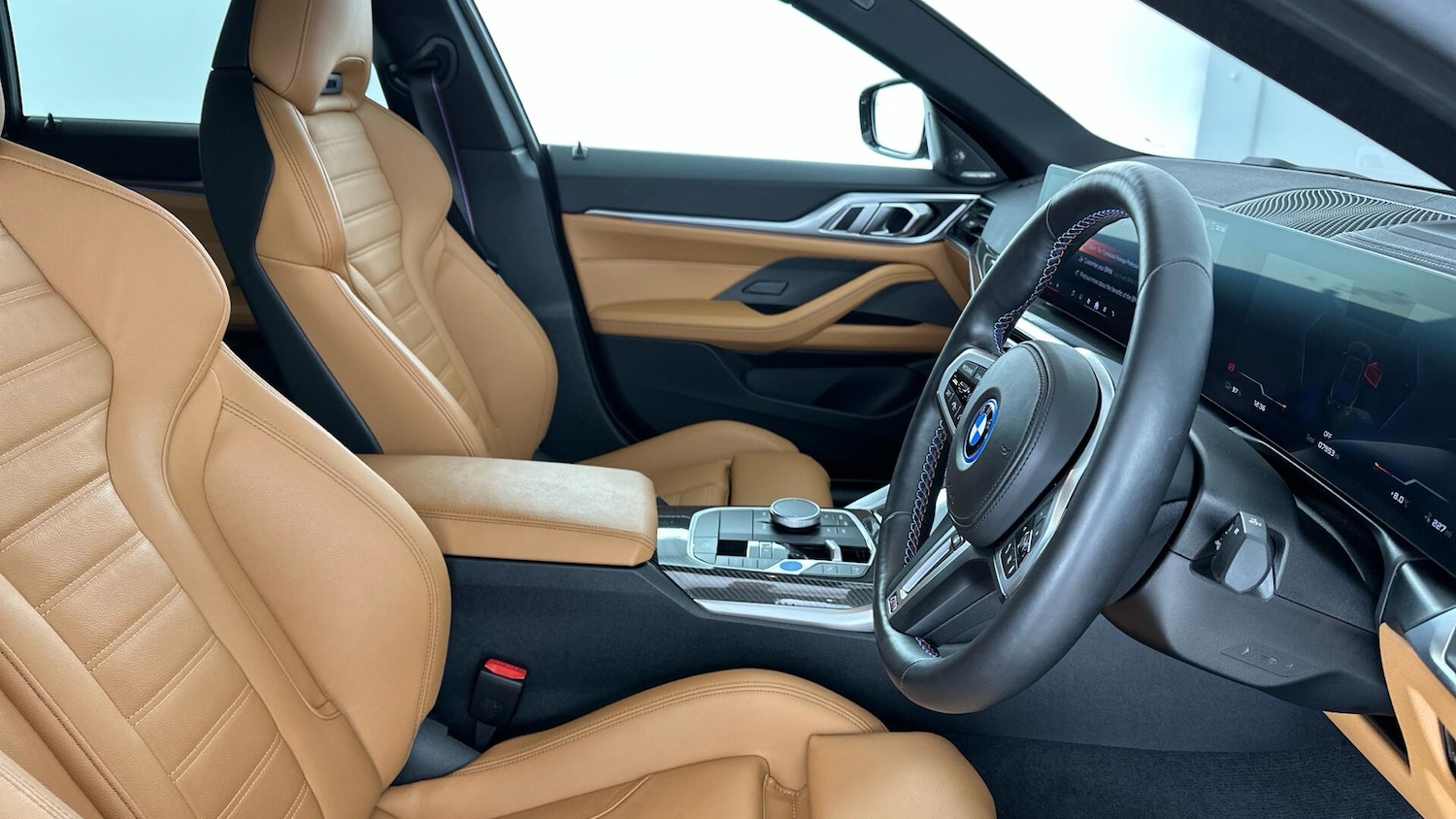 Used BMW i4 2024 for sale - 76818883: Photo 11