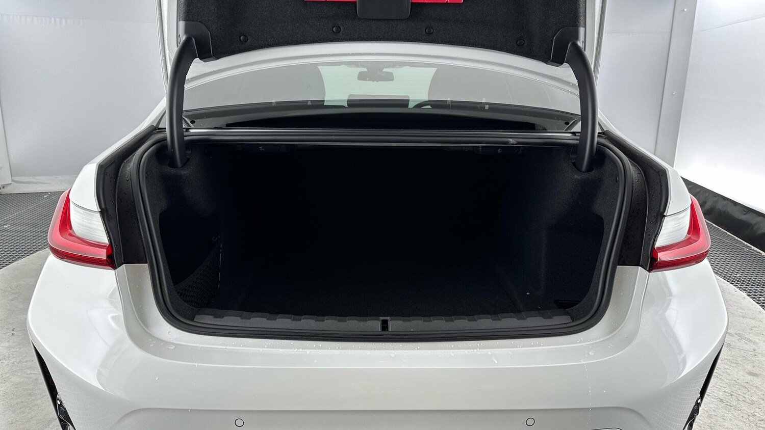 Used BMW 3 Series 2025 for sale - 76818802: Photo 13