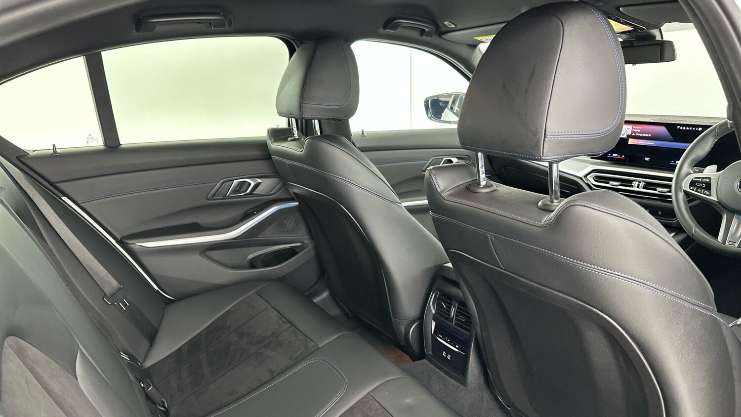 Used BMW 3 Series 2025 for sale - 76818802: Photo 26