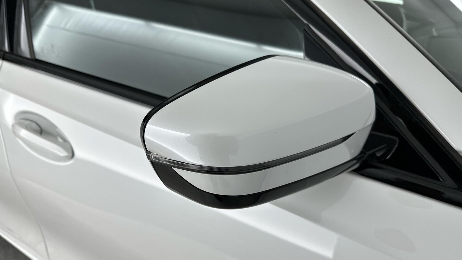 Used BMW 3 Series 2025 for sale - 76818802: Photo 28