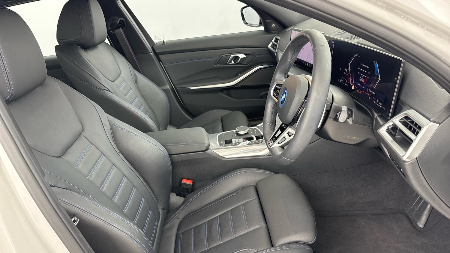 Used BMW 3 Series 2025 for sale - 77016067: Photo 11