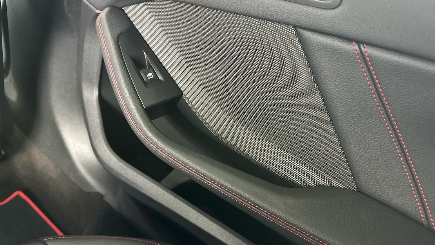 Used BMW 1 Series 2023 for sale - 76818861: Photo 28