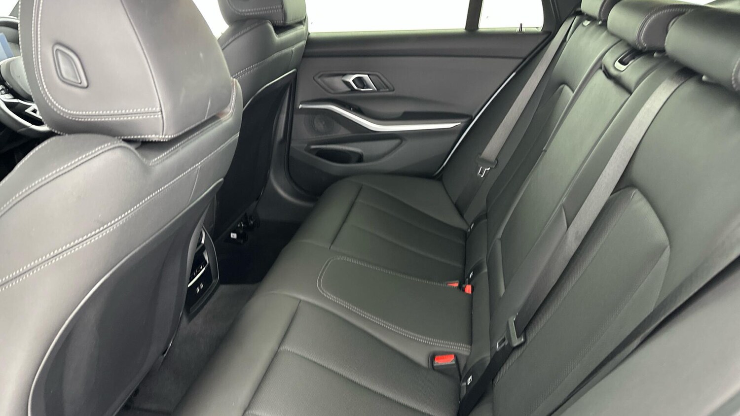 Used BMW 3 Series 2025 for sale - 76818797: Photo 12