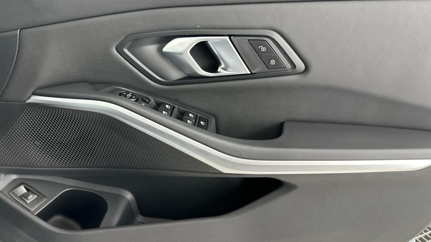 Used BMW 3 Series 2025 for sale - 76818797: Photo 20