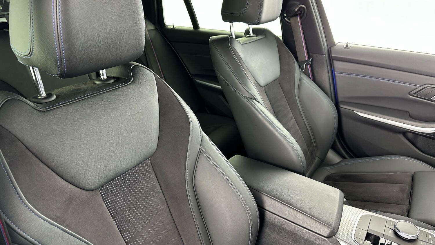 Used BMW 3 Series 2023 for sale - 77646615: Photo 30