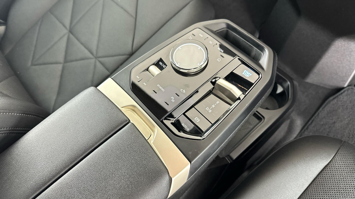 Used BMW iX 2022 for sale - 77883409: Photo 10