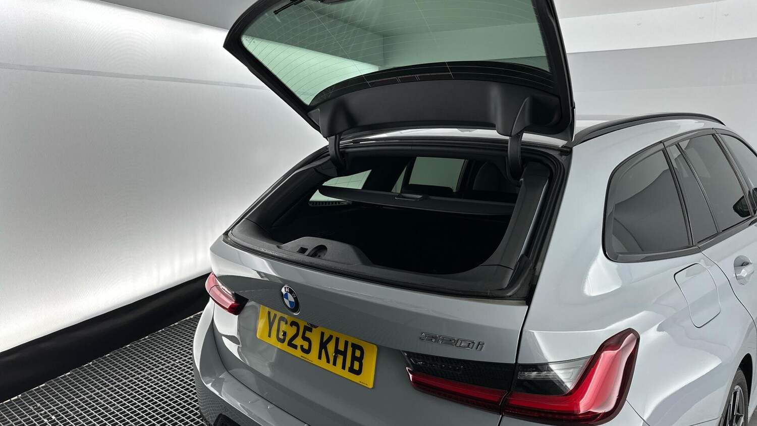 Used BMW 3 Series 2025 for sale - 76818899: Photo 24