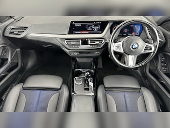 Used BMW 1 Series 2022 for sale - 77387686: Photo