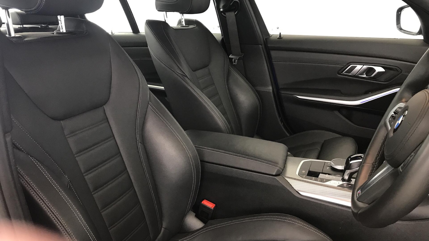 Used BMW 3 Series 2021 for sale - 77440602: Photo 11