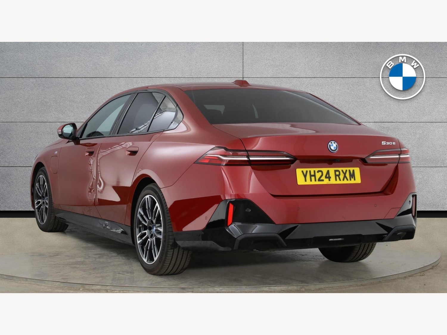 Used BMW 5 Series 2024 for sale - 77279048: Photo 2