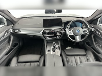 Used BMW 5 Series 2023 for sale - 77809060: Photo