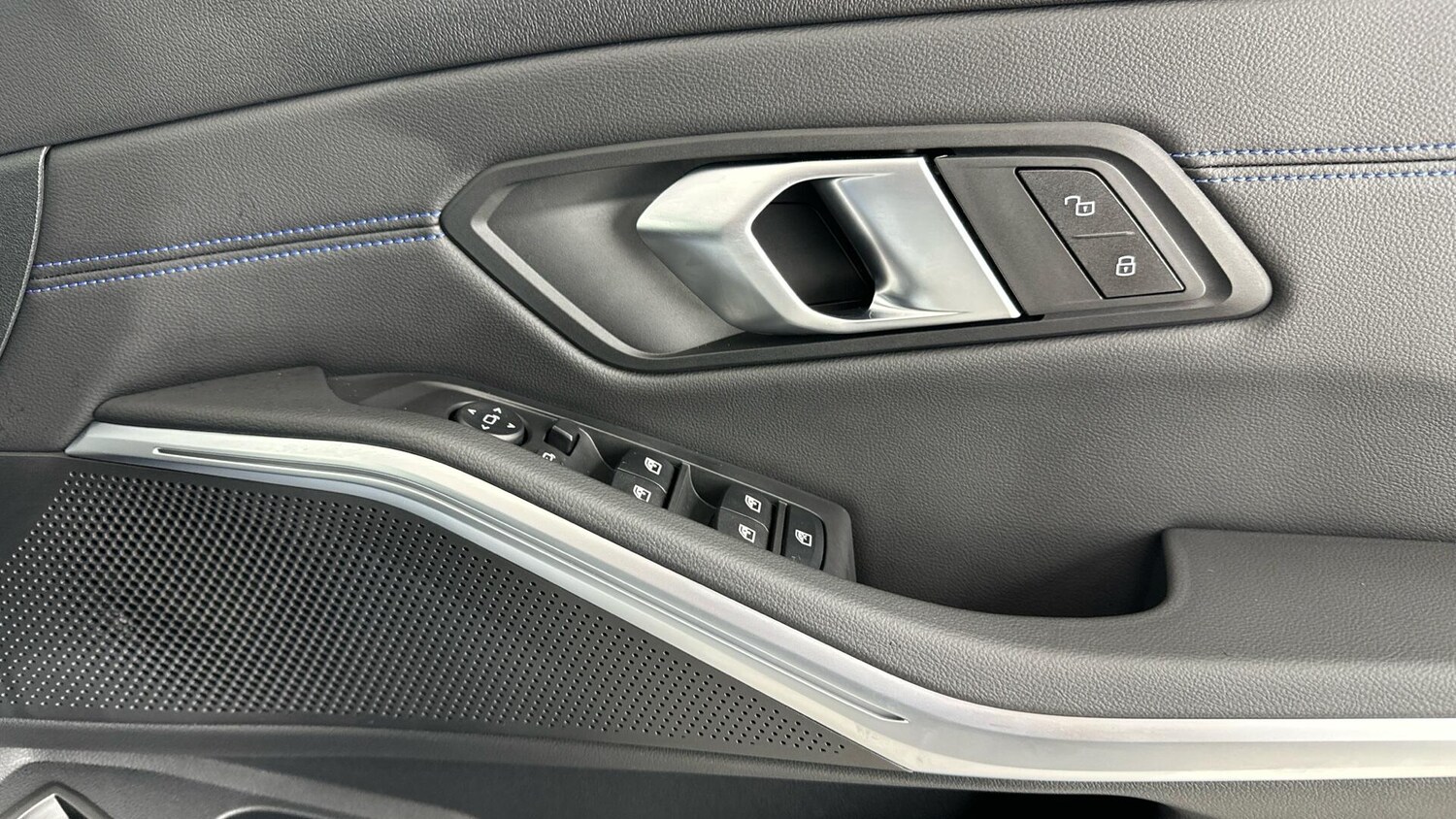 Used BMW 3 Series 2025 for sale - 76818807: Photo 20