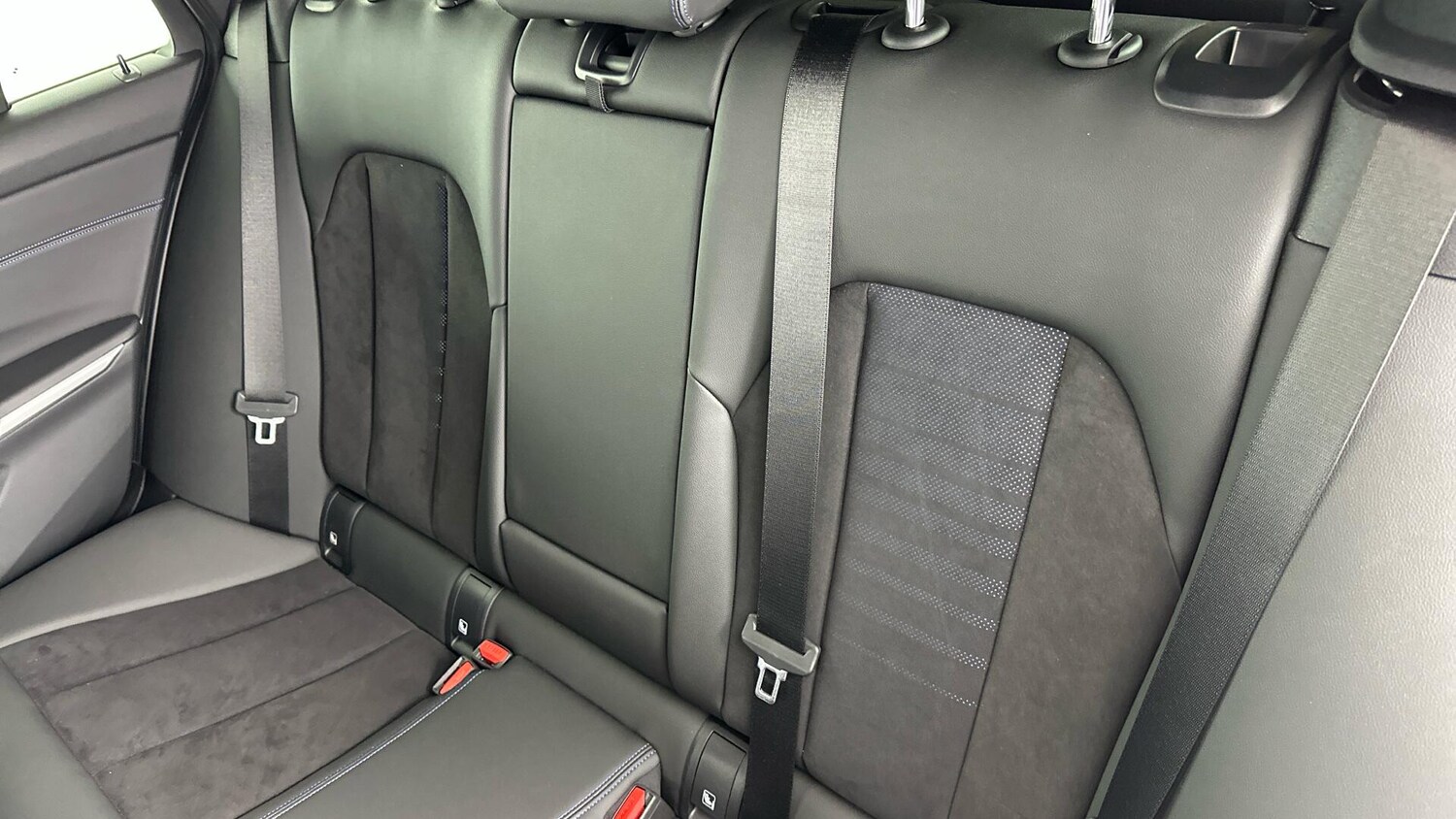 Used BMW 3 Series 2025 for sale - 76818807: Photo 24