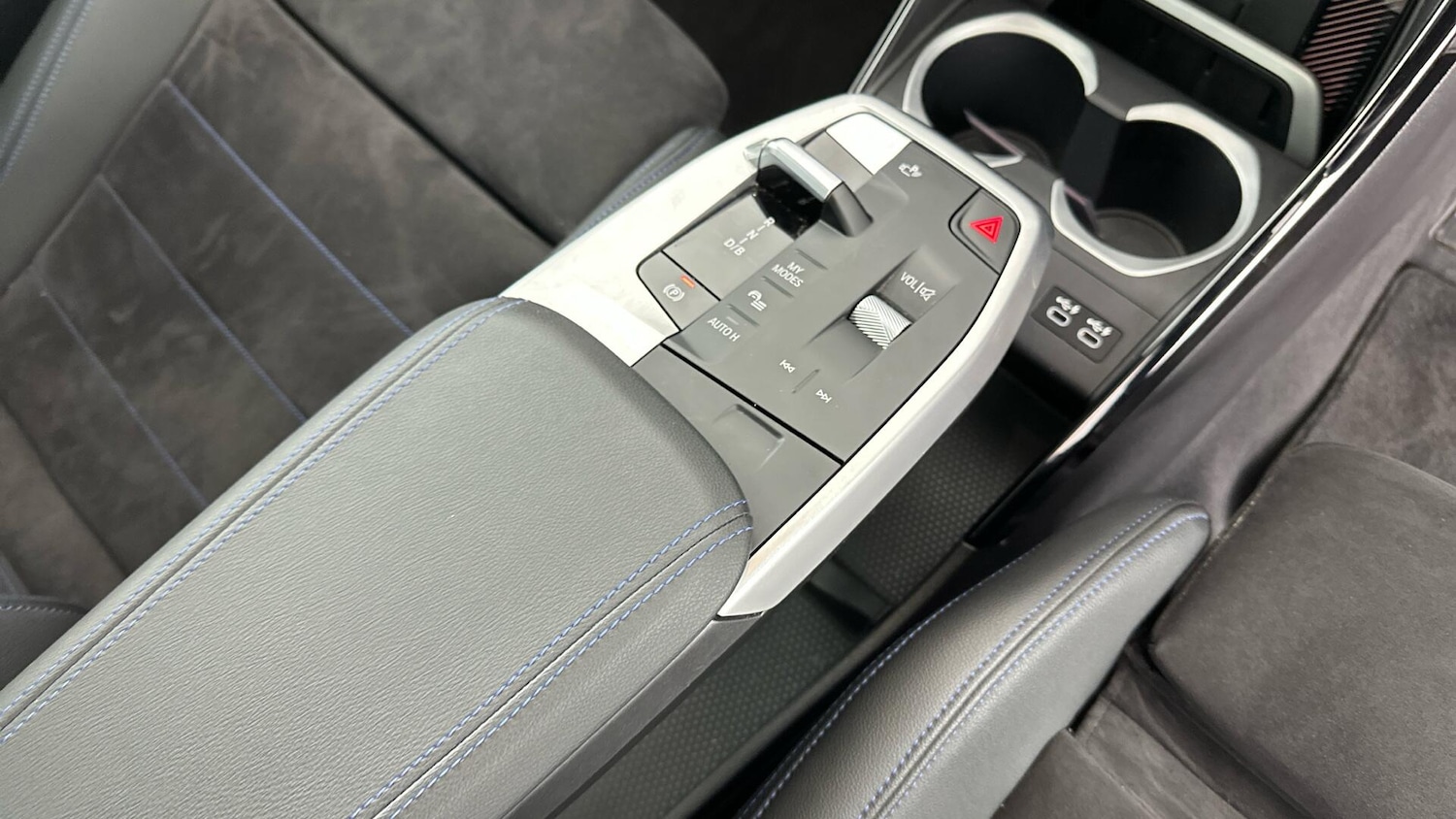 Used BMW iX1 2023 for sale - 76818791: Photo 10