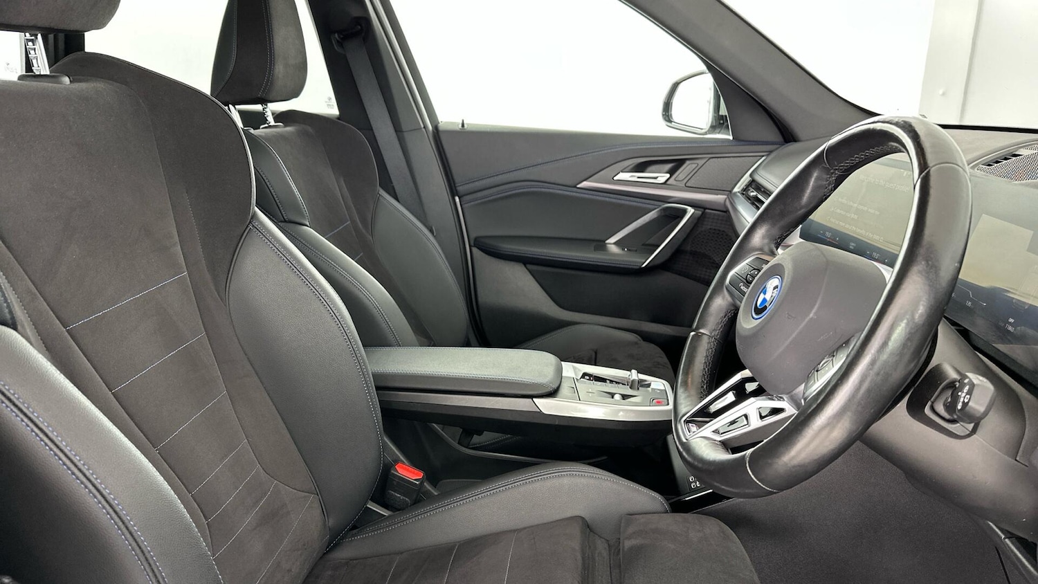 Used BMW iX1 2023 for sale - 76818791: Photo 11