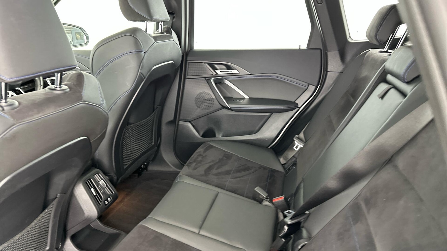 Used BMW iX1 2023 for sale - 76818791: Photo 12