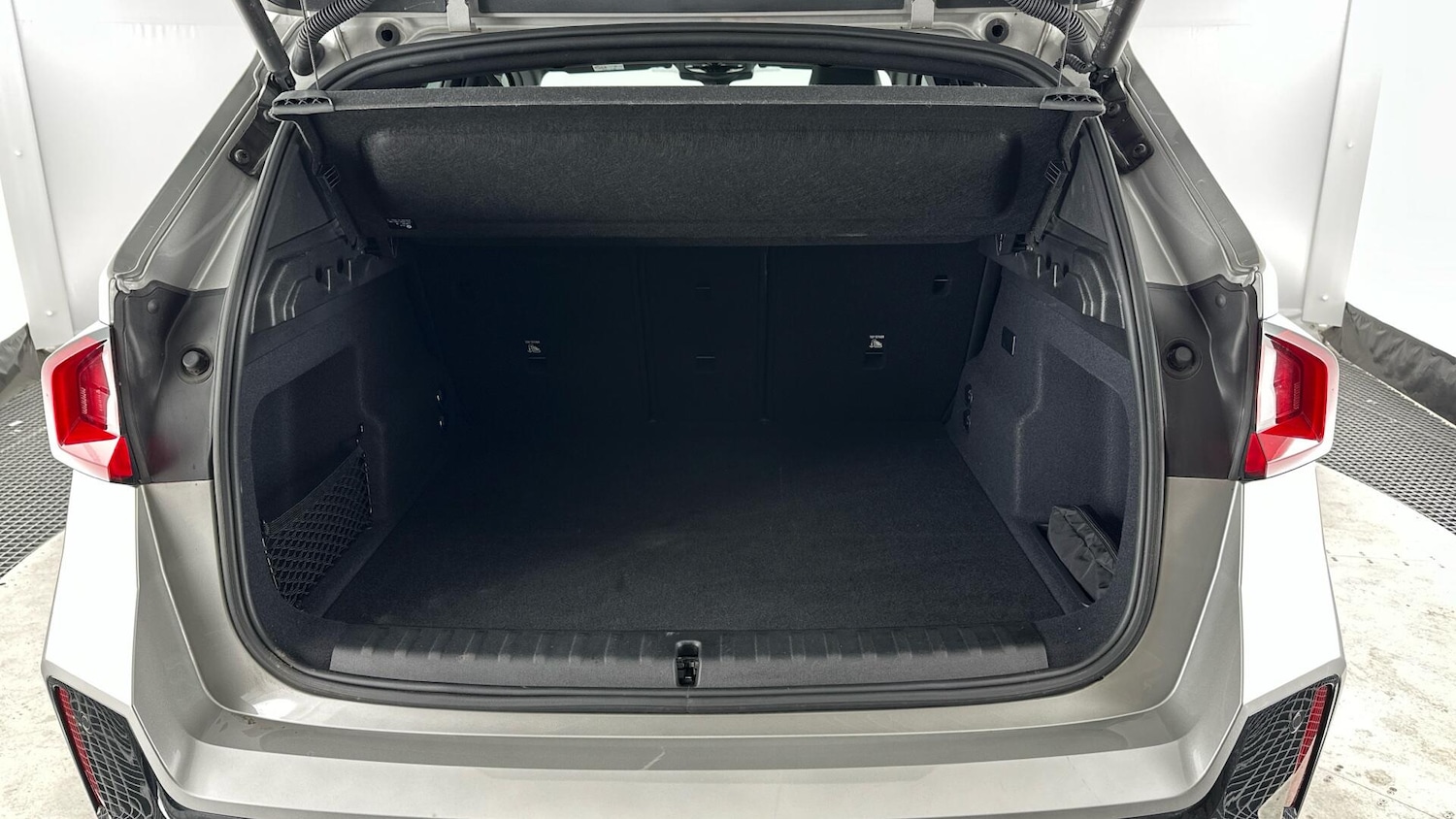 Used BMW iX1 2023 for sale - 76818791: Photo 13