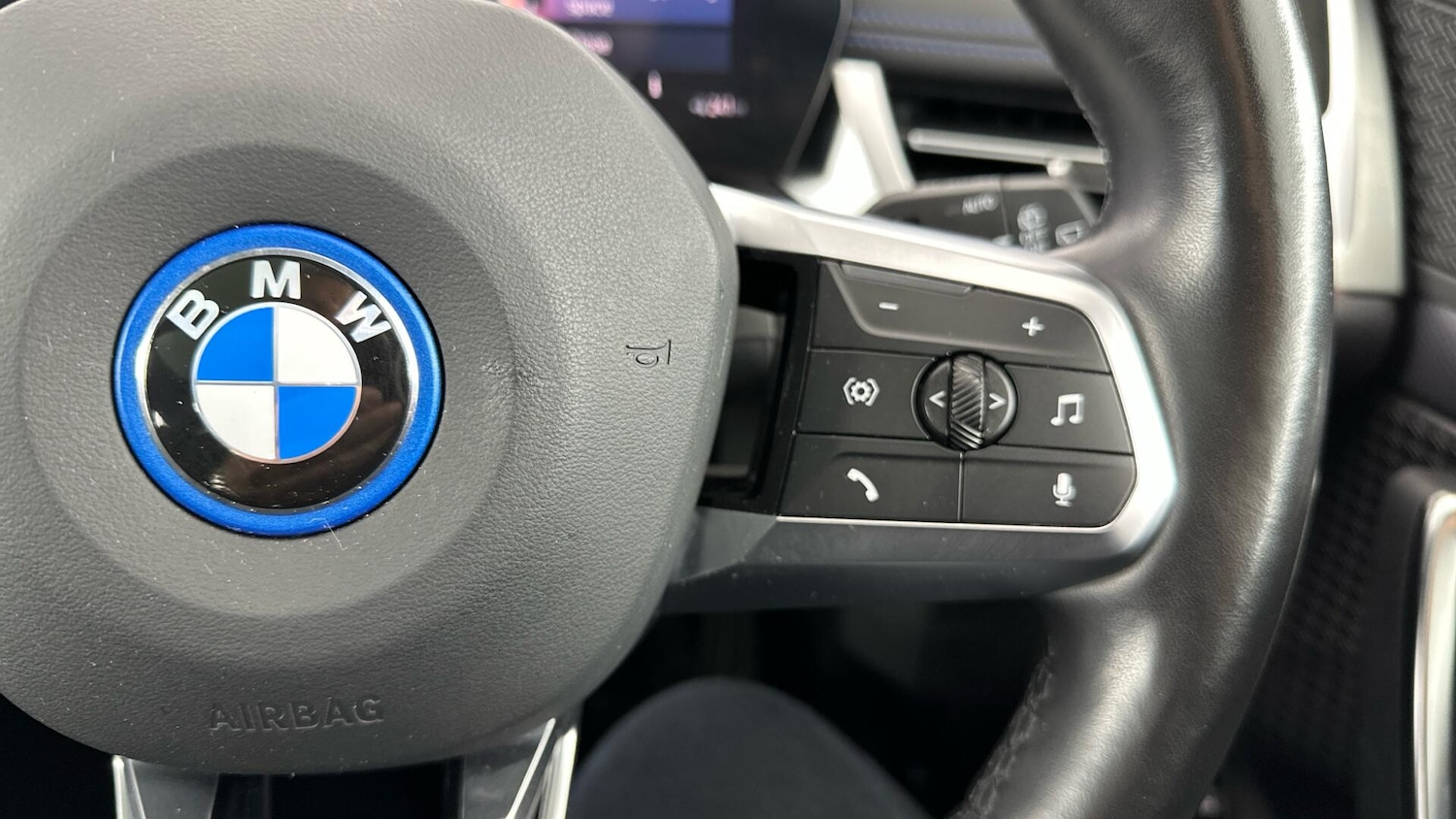 Used BMW iX1 2023 for sale - 76818791: Photo 18