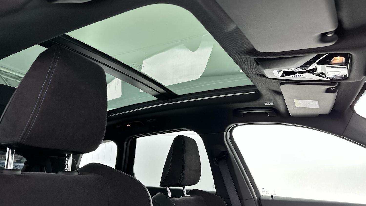 Used BMW iX1 2023 for sale - 76818791: Photo 30