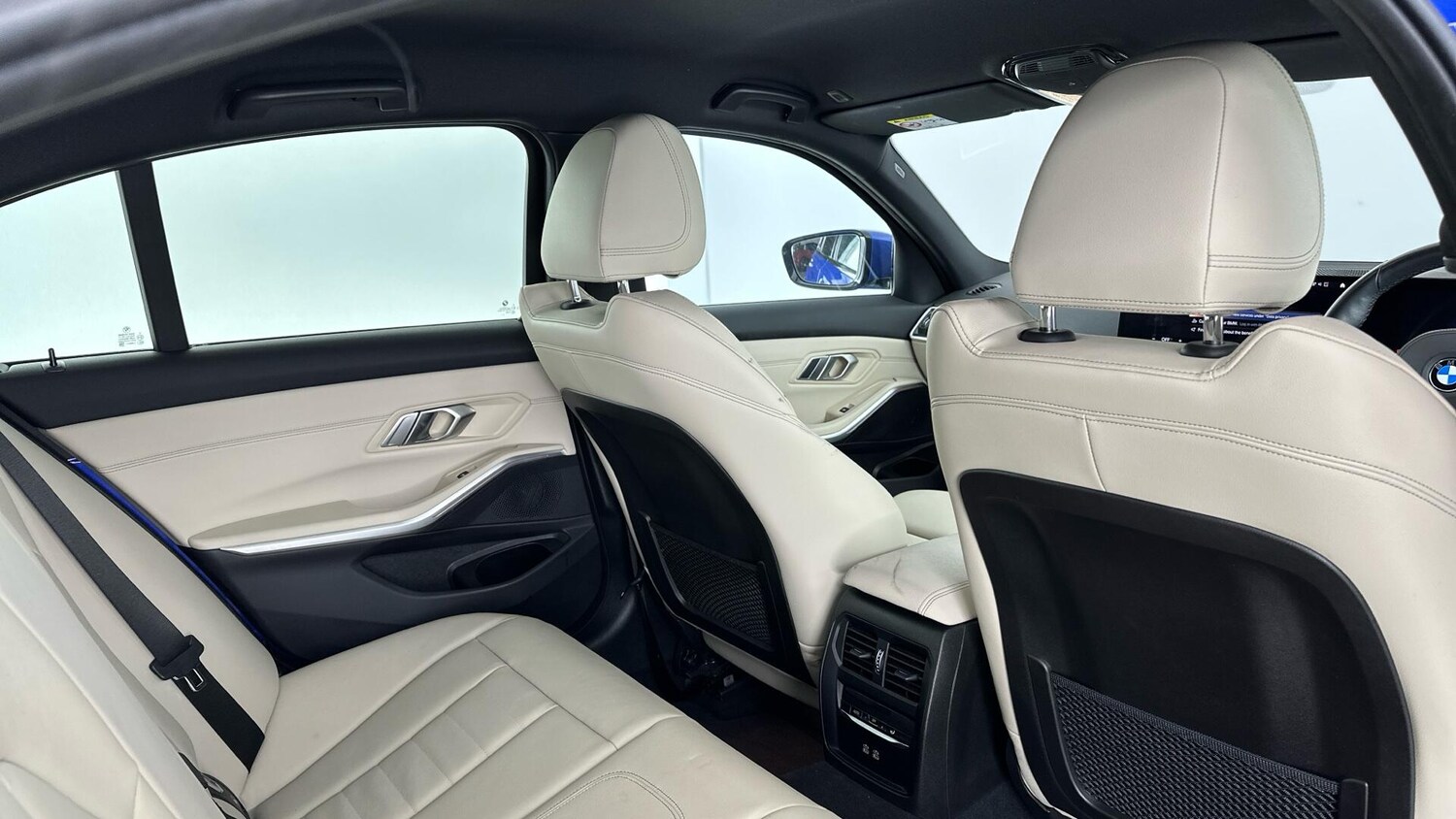 Used BMW 3 Series 2023 for sale - 77215468: Photo 26