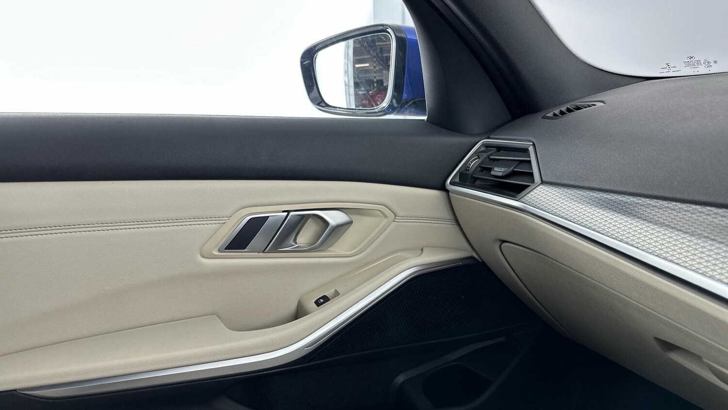 Used BMW 3 Series 2023 for sale - 77215468: Photo 33