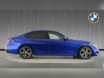 Used BMW 3 Series 2023 for sale - 77215468: Photo