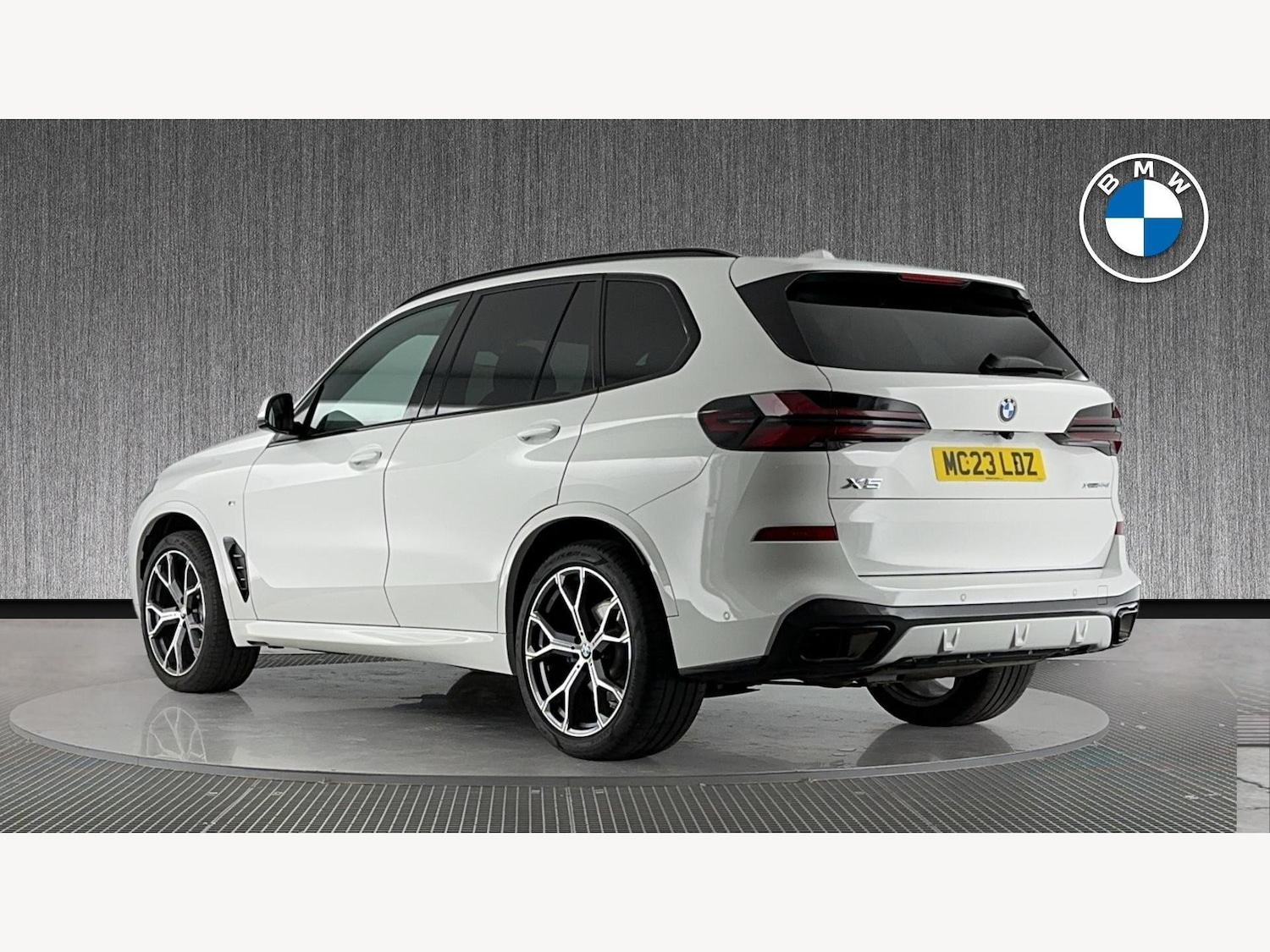 Used BMW X5 2023 for sale - 76818840: Photo 2
