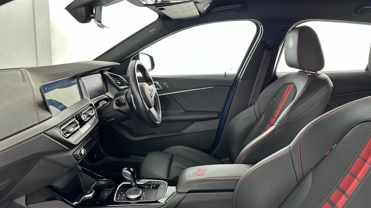 Used BMW 1 Series 2023 for sale - 76935773: Photo 25