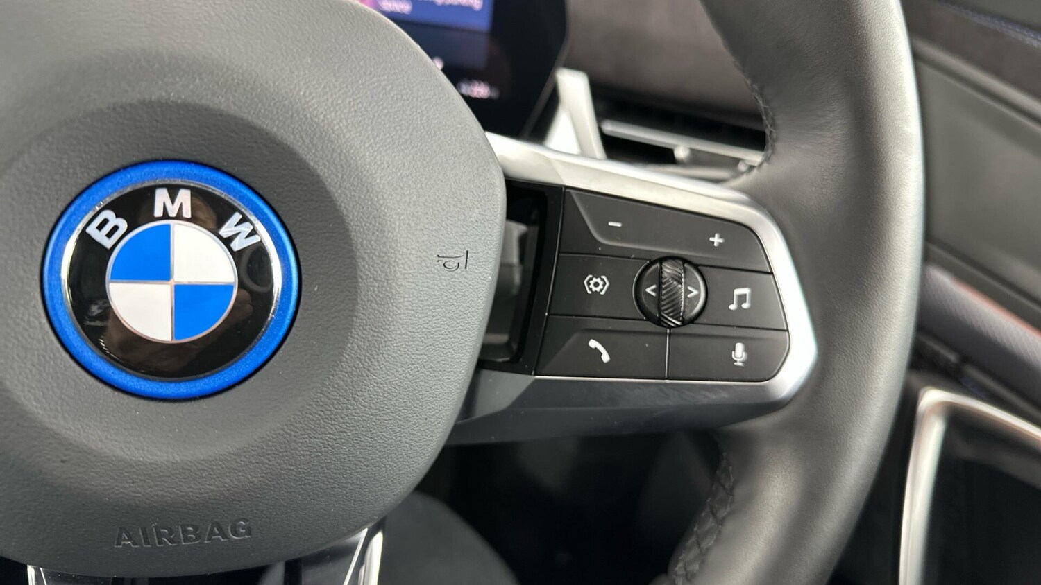 Used BMW iX2 2025 for sale - 76818890: Photo 18